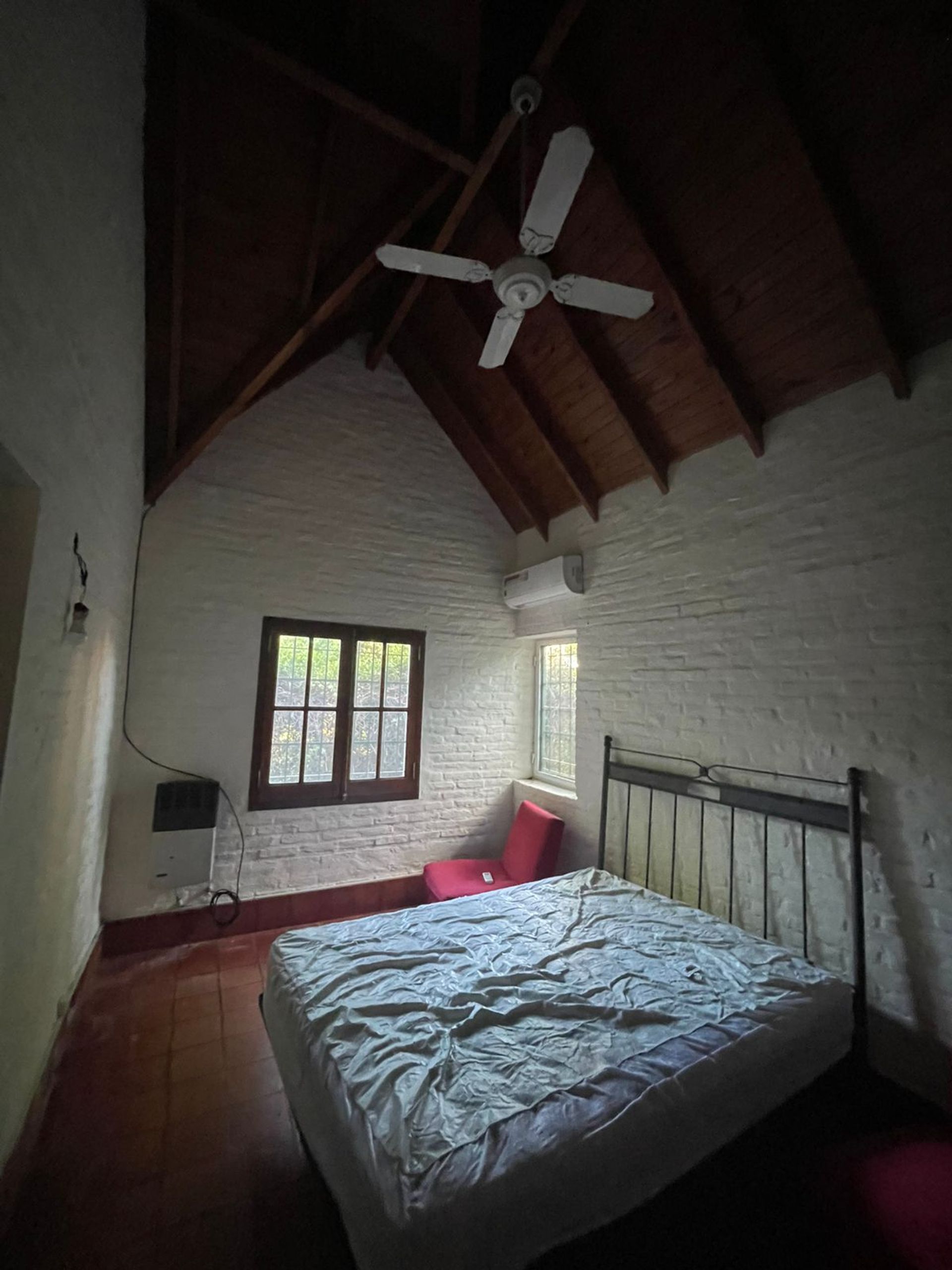 Alquiler casa con parque y pileta