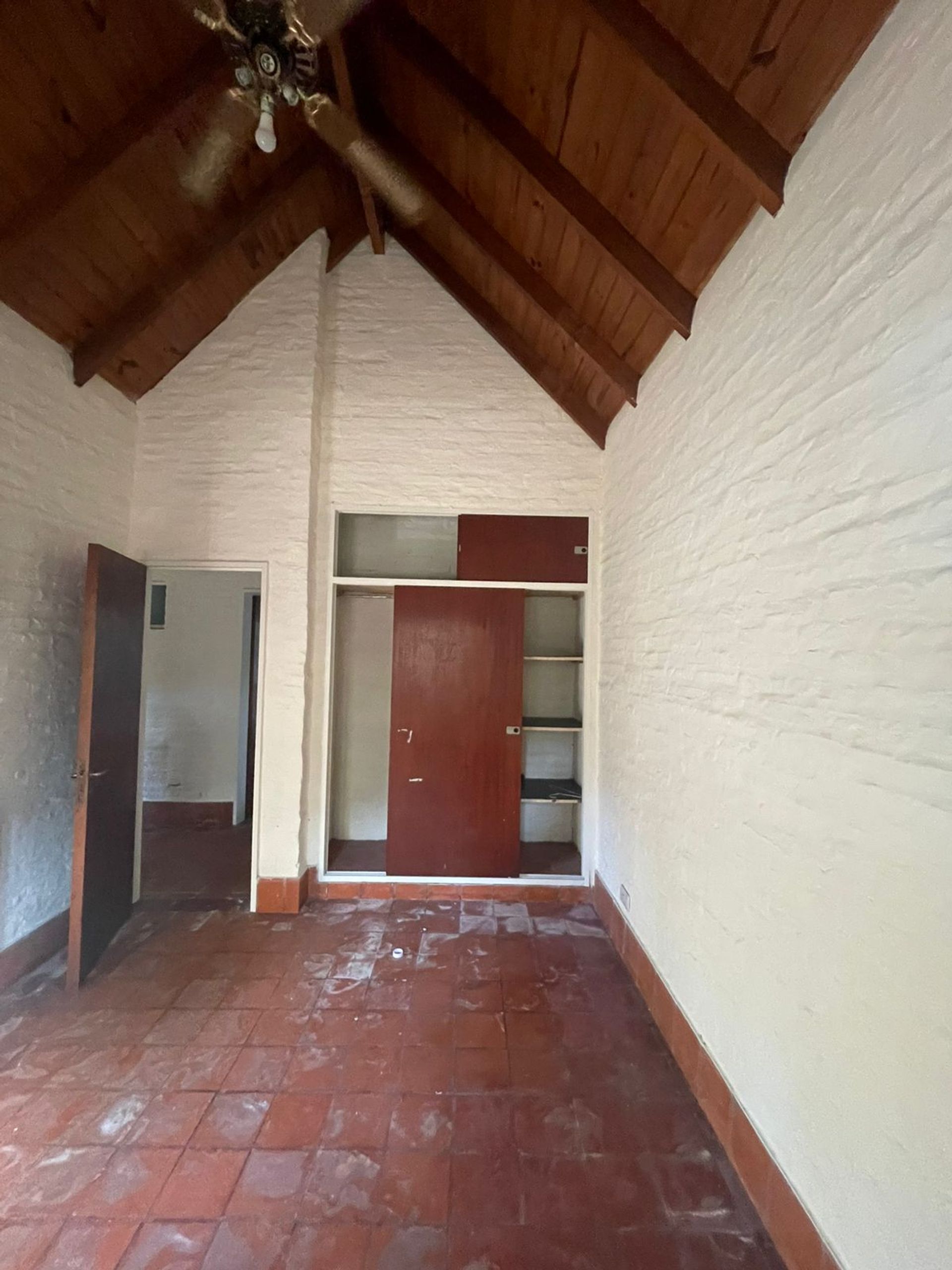 Alquiler casa con parque y pileta