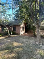 For Rent house with park and pool