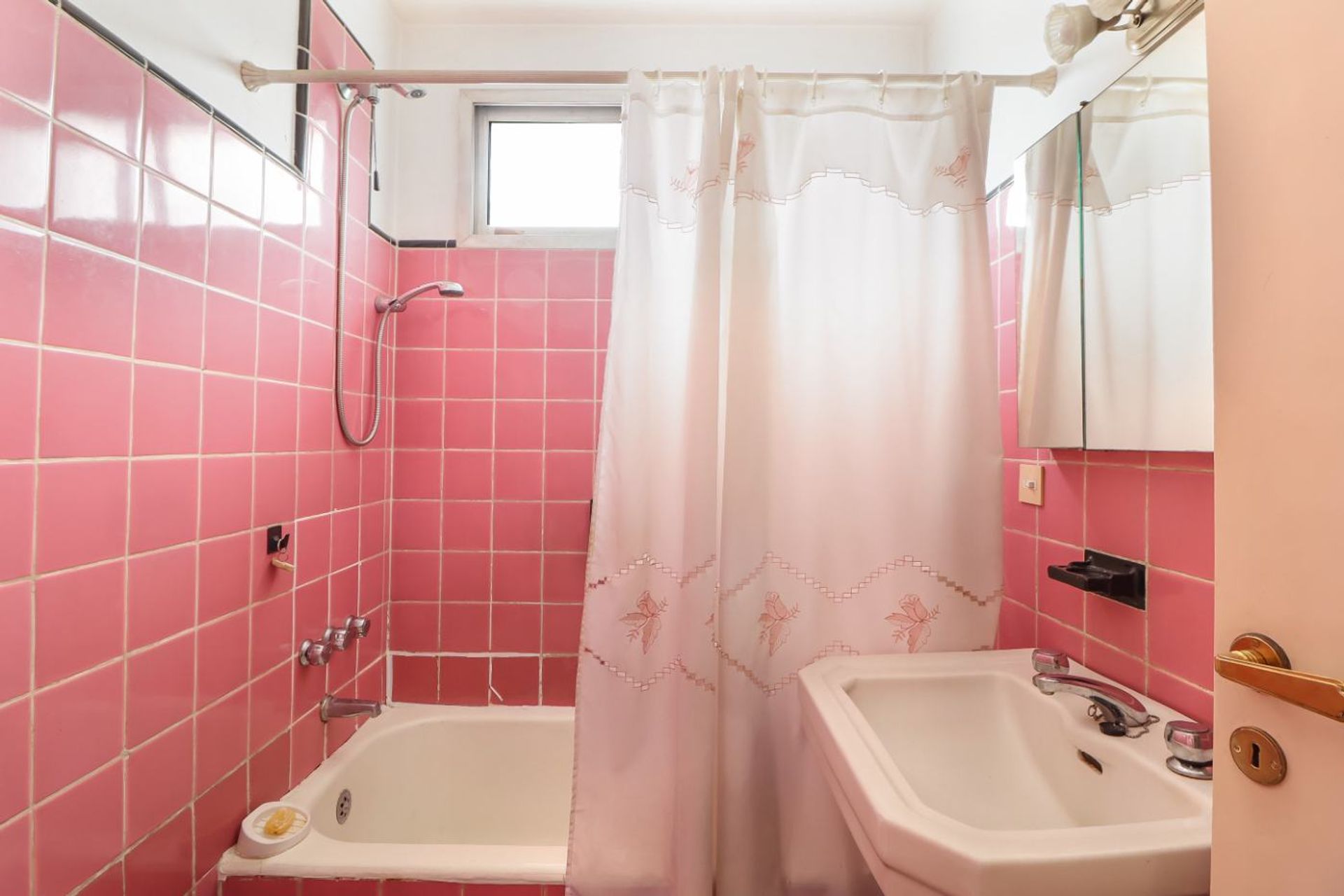 Venta Departamento 4 Amb Vista Rio Olivos Cochera