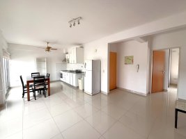 For Rent Apartment 2-bedroom Florida garage