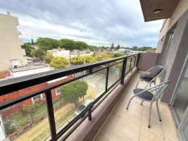 For Rent Apartment 2-bedroom Florida garage