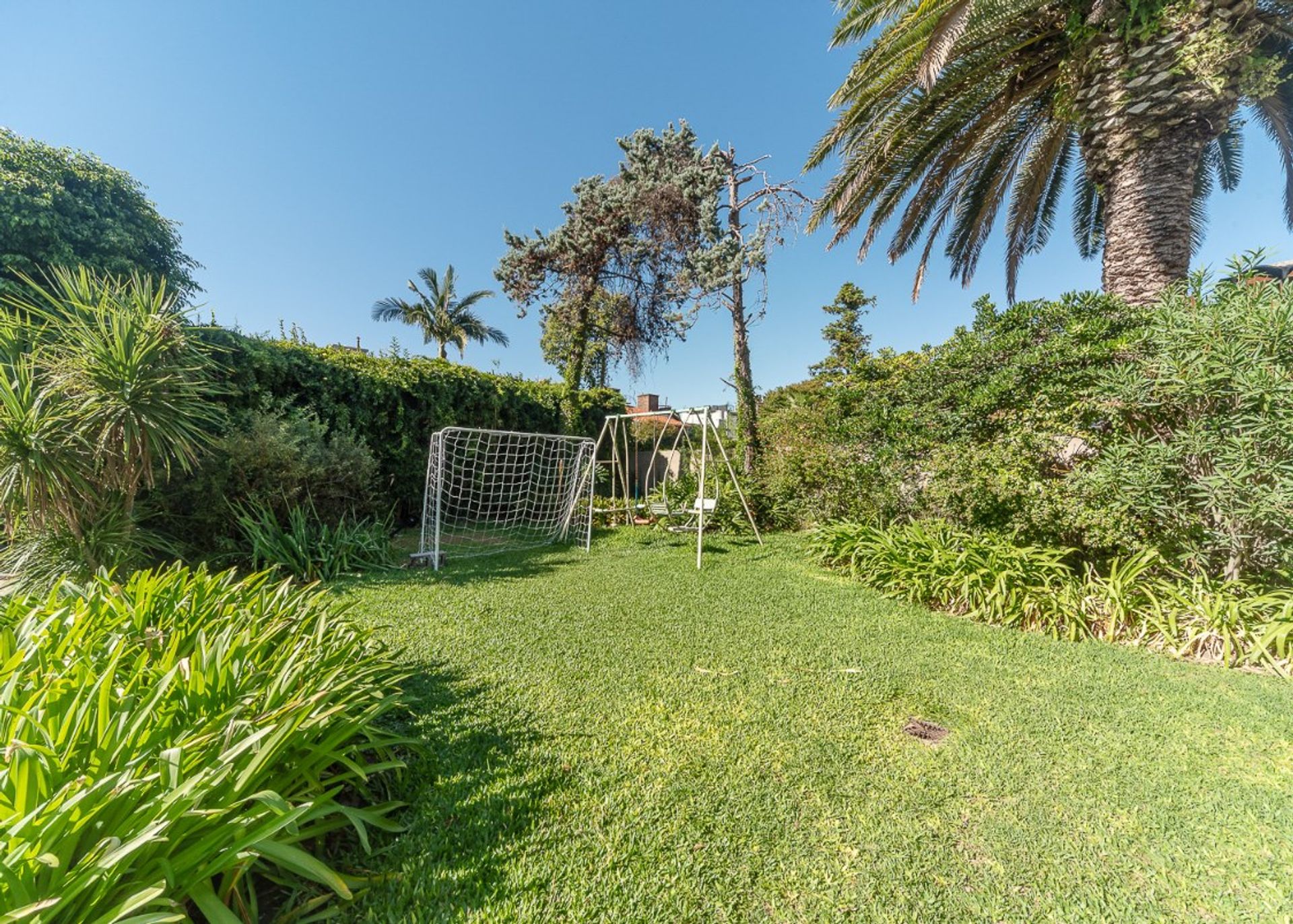Venta de casa 6 ambientes en Martinez Apto Credito