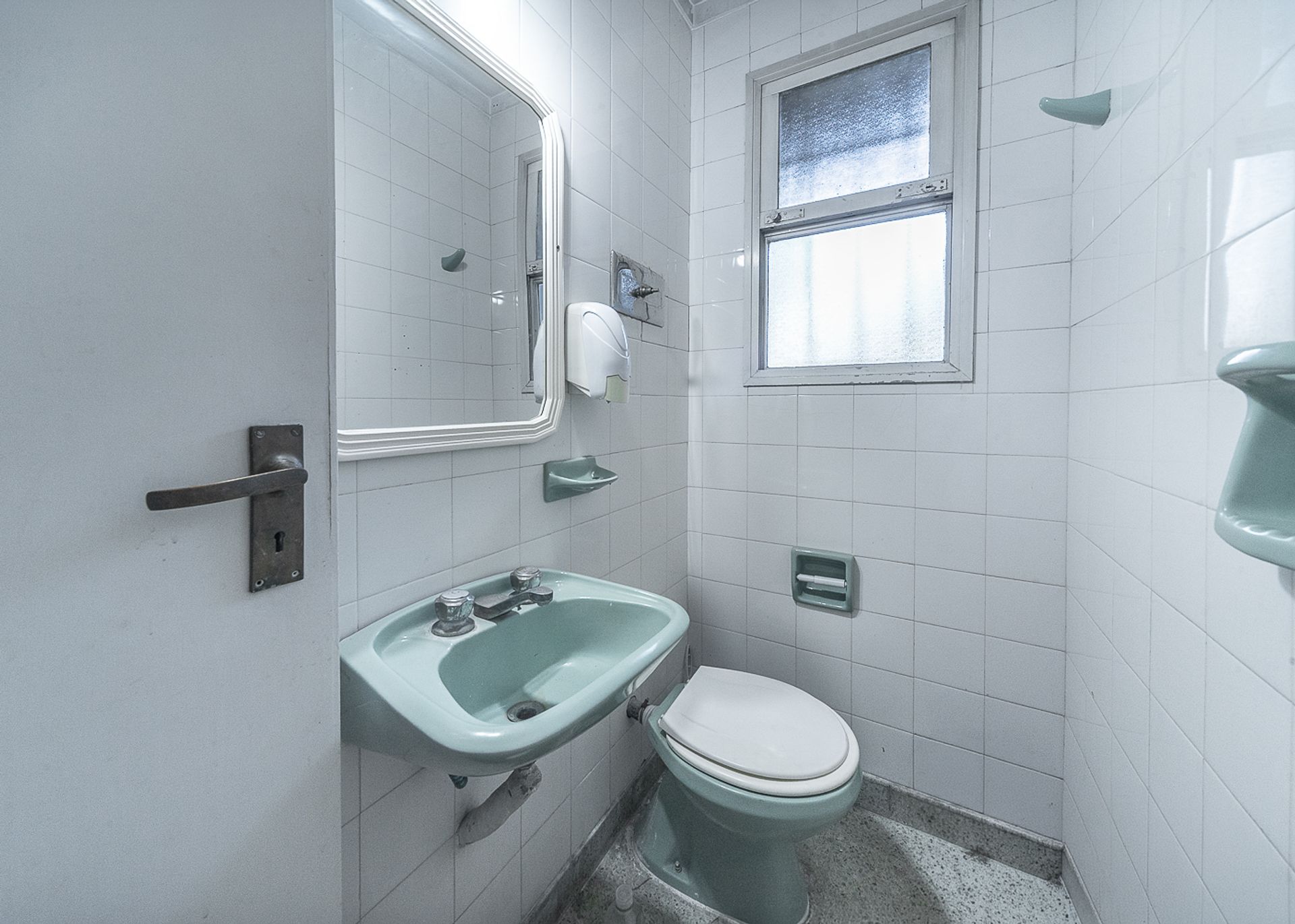 Venta de casa 6 ambientes en Martinez Apto Credito