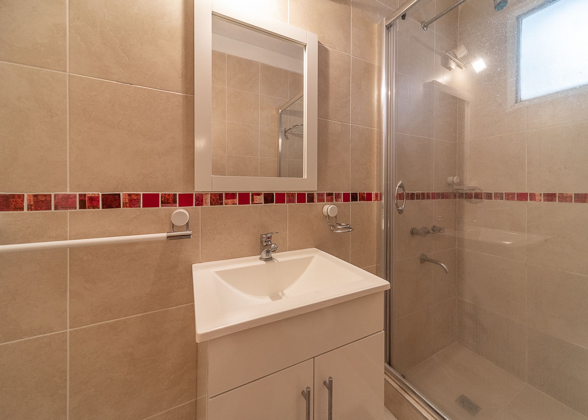 Venta de casa 6 ambientes en Martinez Apto Credito