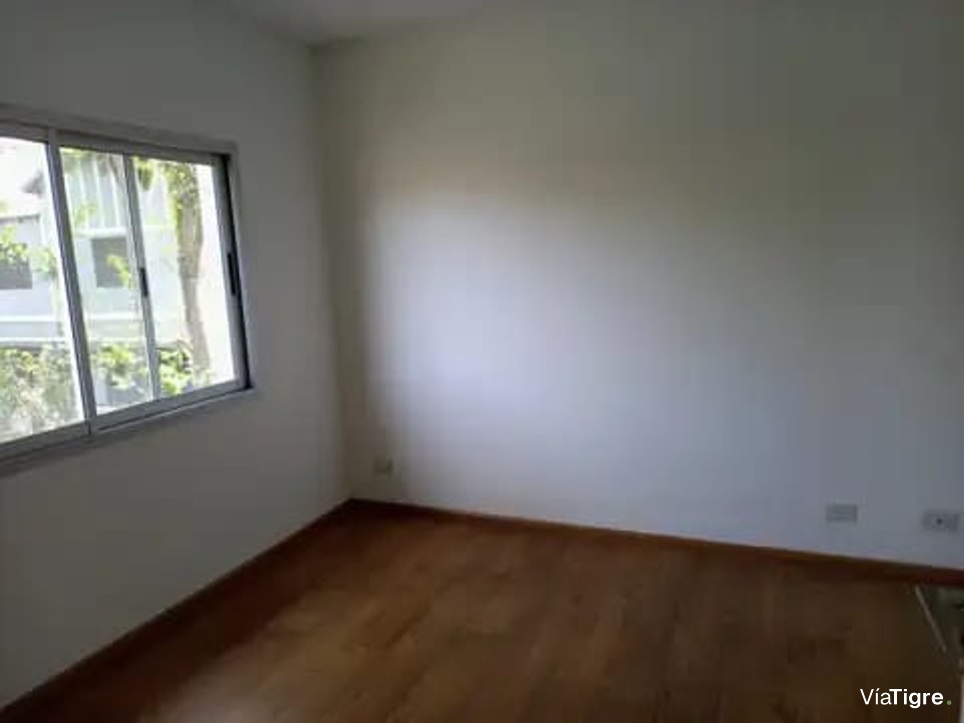 Alquiler Casa Triplex Tigre Con Cochera