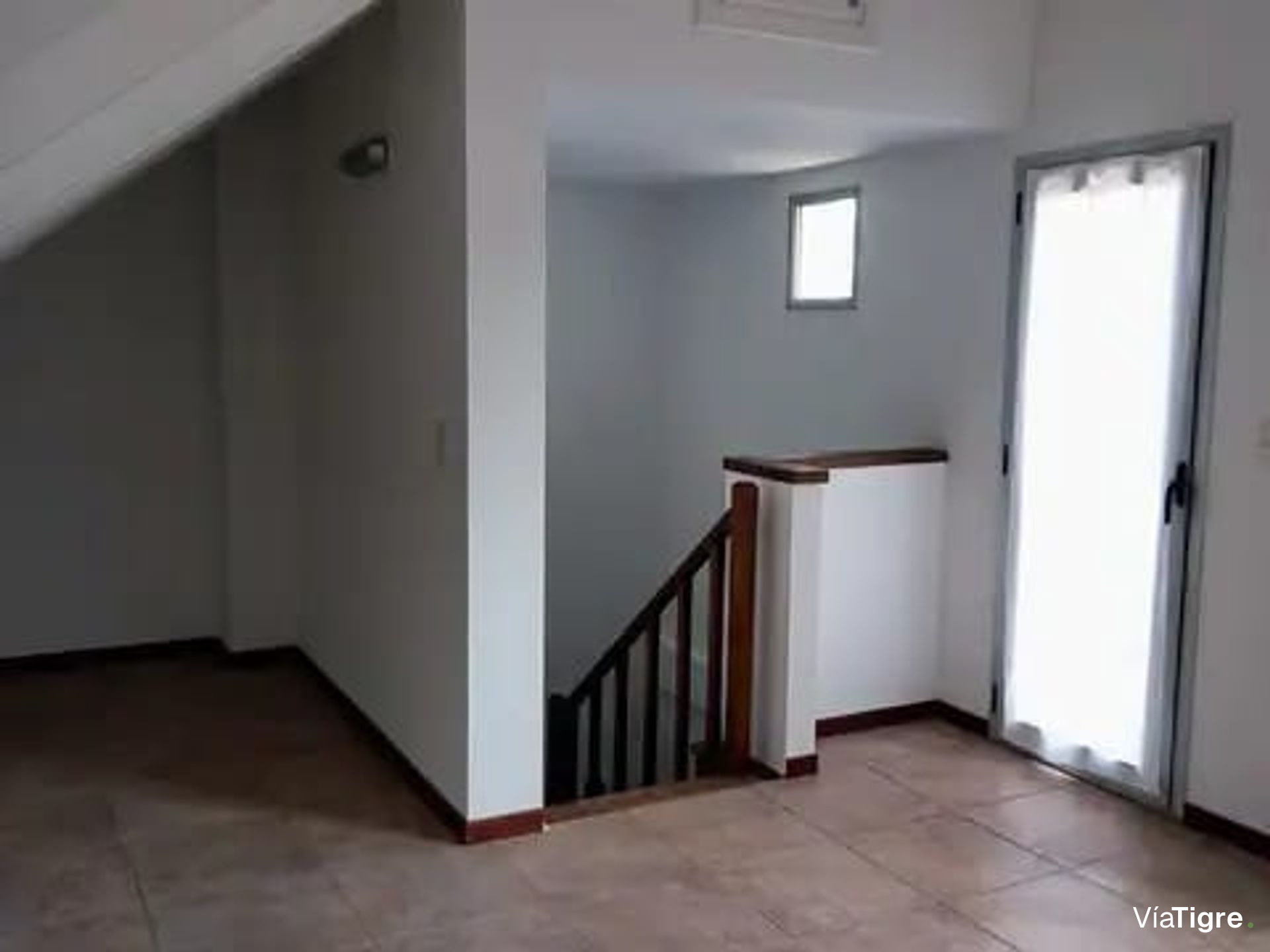 Alquiler Casa Triplex Tigre Con Cochera