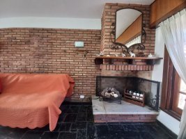 Venta casa 5 amb, jardín, cochera parrilla Olivos