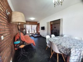 Venta casa 5 amb, jardín, cochera parrilla Olivos