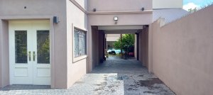 Casa En Venta 7 Ambientes + Quincho Don Torcuato