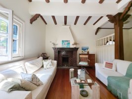 House For Sale Olivos 3‑bedroom Garden Garage English Style