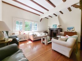 House For Sale Olivos 3‑bedroom Garden Garage English Style