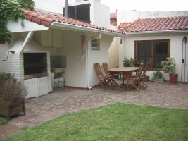 For Rent House 2-bedroom with Pool and Garden Martinez