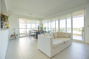 3-bedroom Bright 2 parking spaces Lake view Acqua II