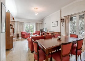 Casa 5 ambientes en VENTA en Martinez San isidro
