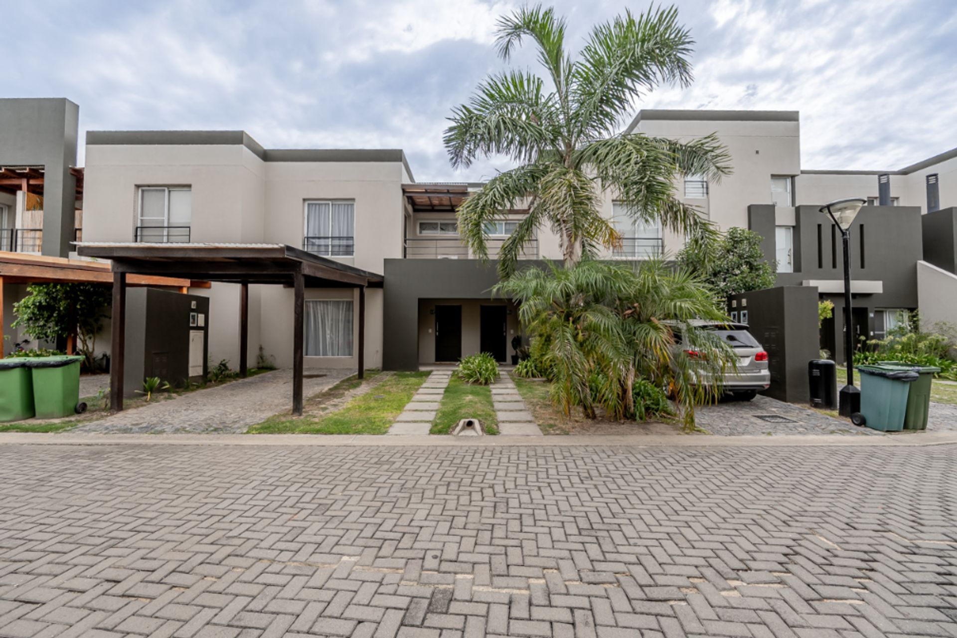 Casa tipo Dúplex - venta en El Palmar- Nordelta