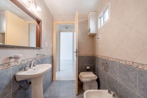 Penthouse Apartment 1‑bedroom for Sale in Martinez