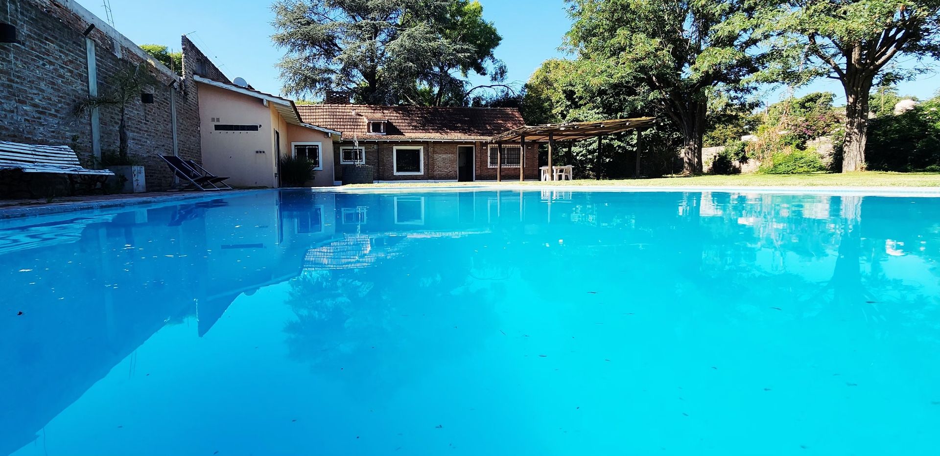 venta casa 4 ambientes pileta parque don torcuato