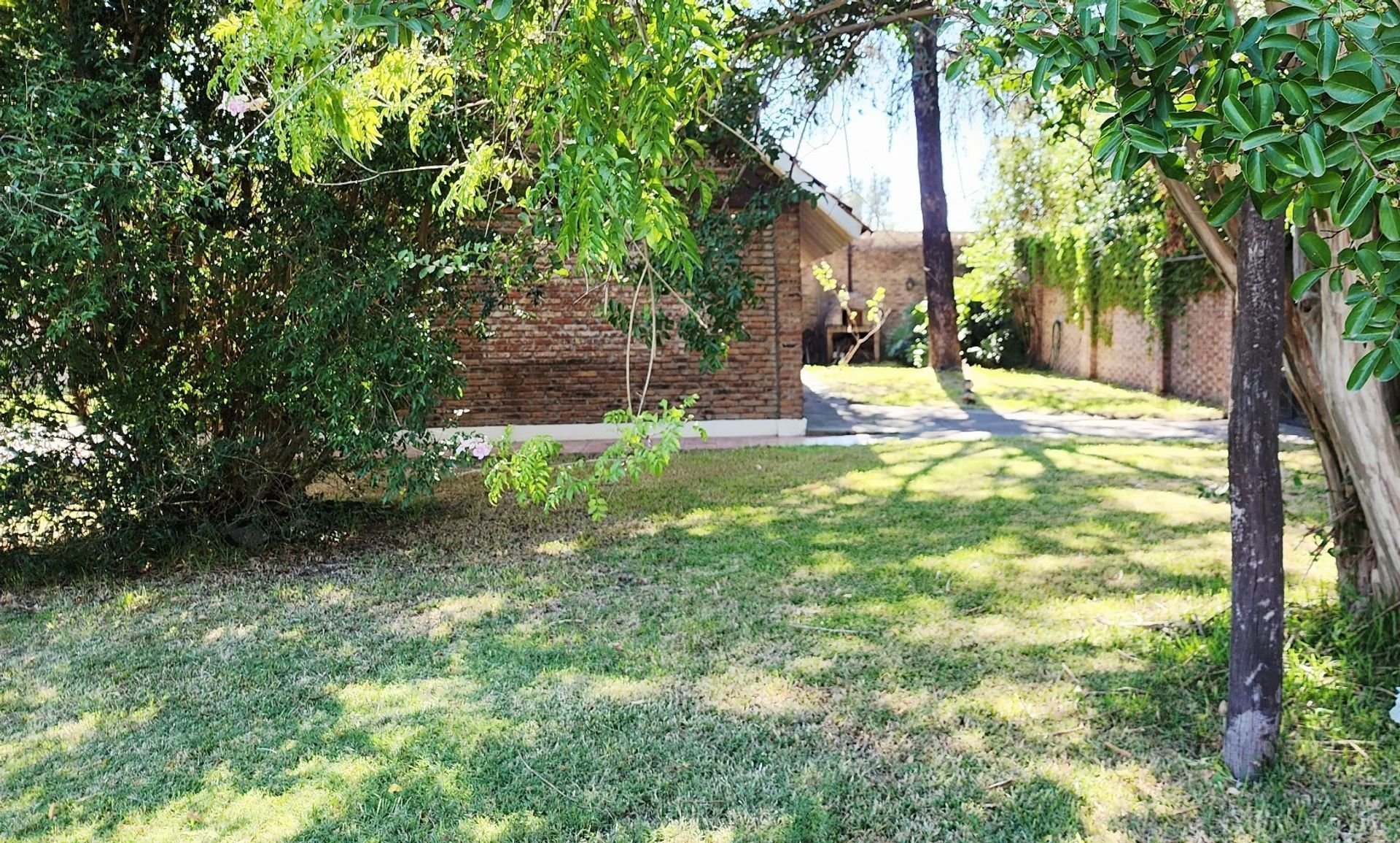 venta casa 4 ambientes pileta parque don torcuato