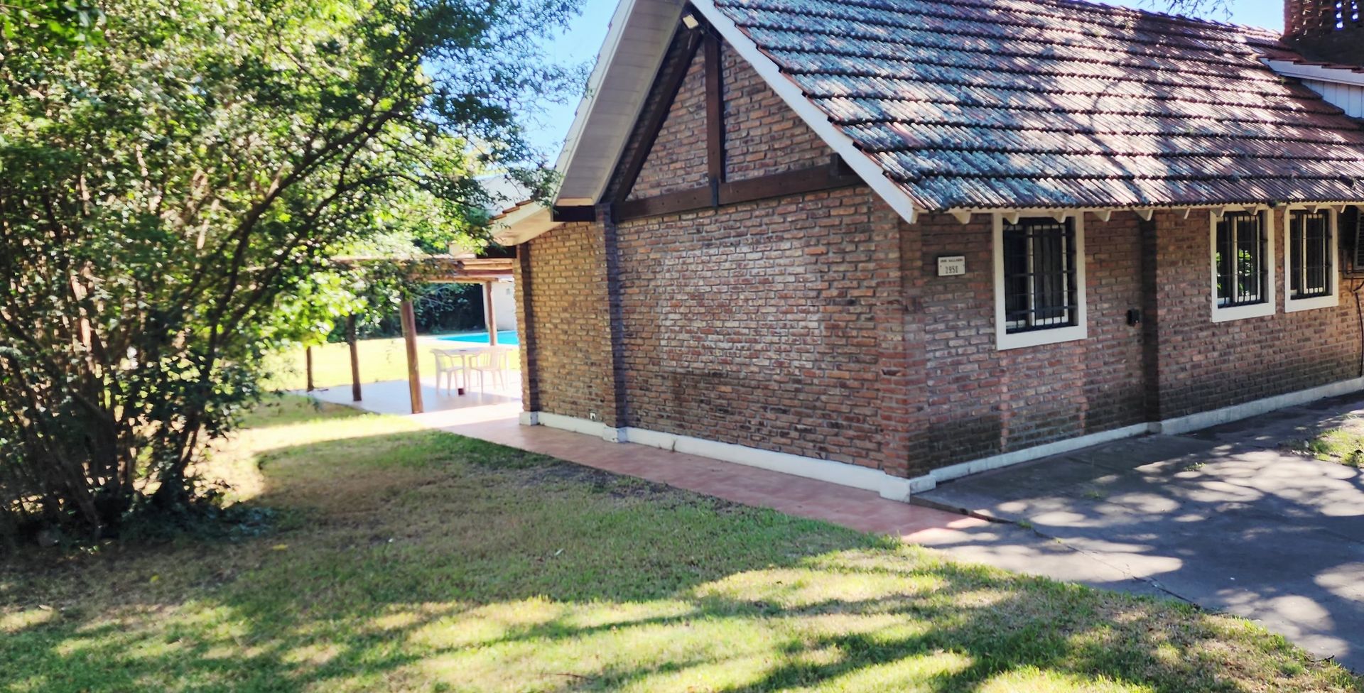venta casa 4 ambientes pileta parque don torcuato