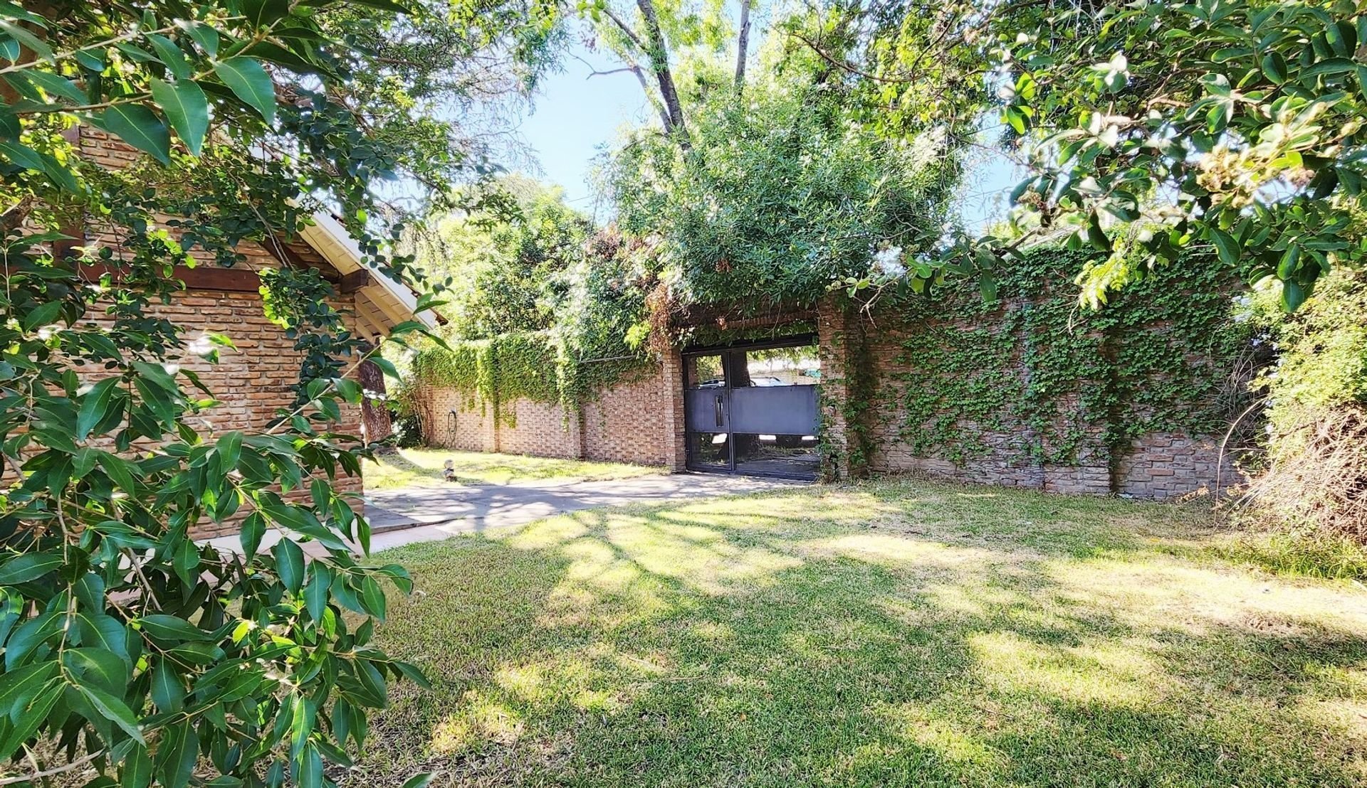 venta casa 4 ambientes pileta parque don torcuato