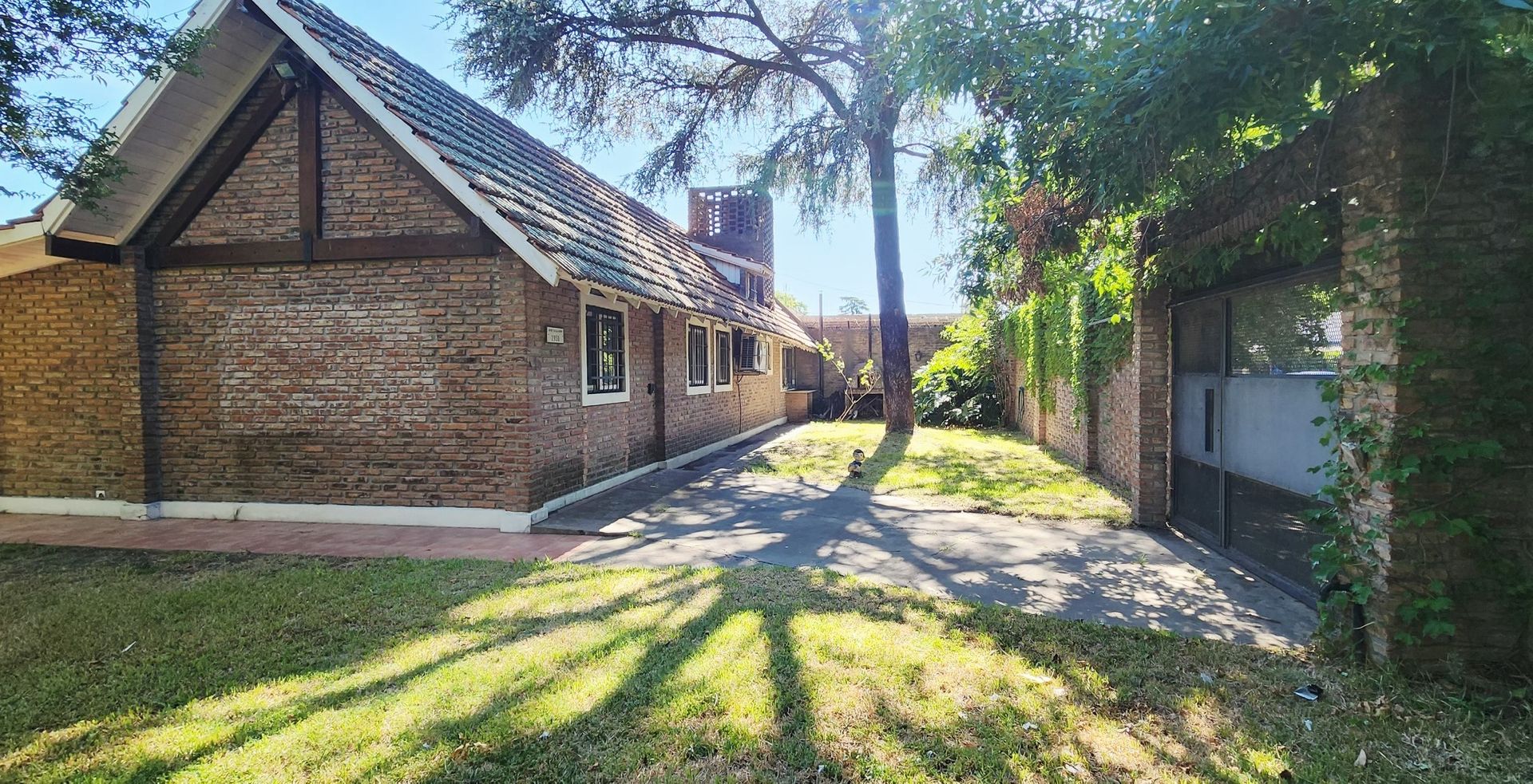 venta casa 4 ambientes pileta parque don torcuato