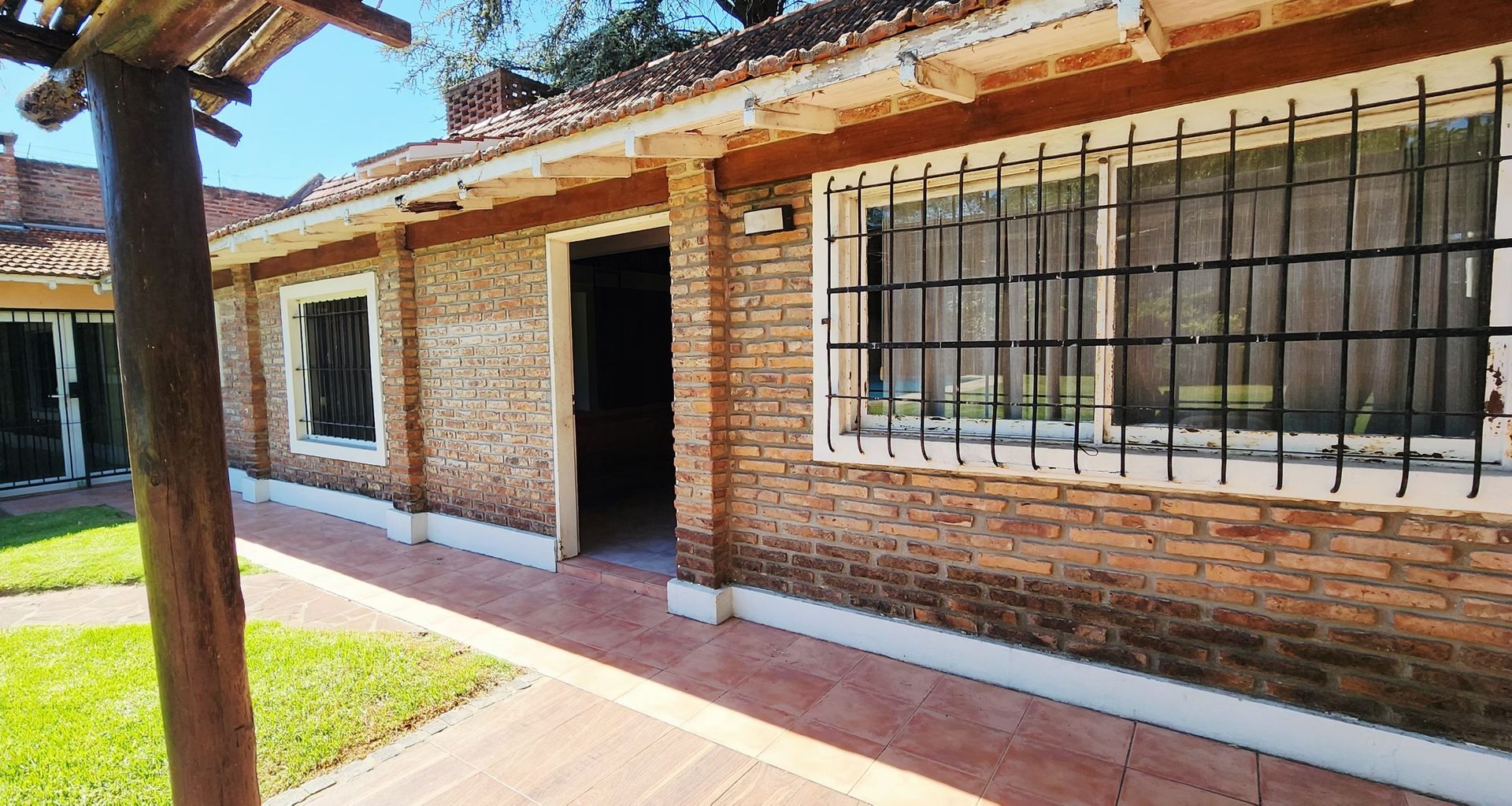 venta casa 4 ambientes pileta parque don torcuato