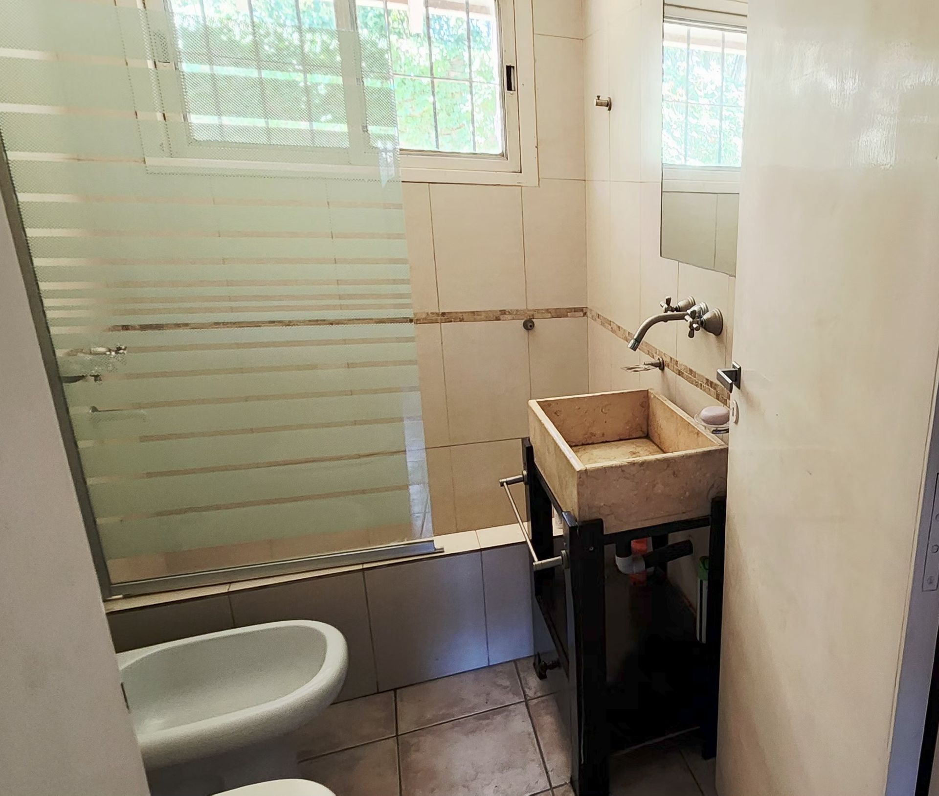 venta casa 4 ambientes pileta parque don torcuato