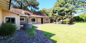 For Sale House 3‑bedroom pool park Don Torcuato