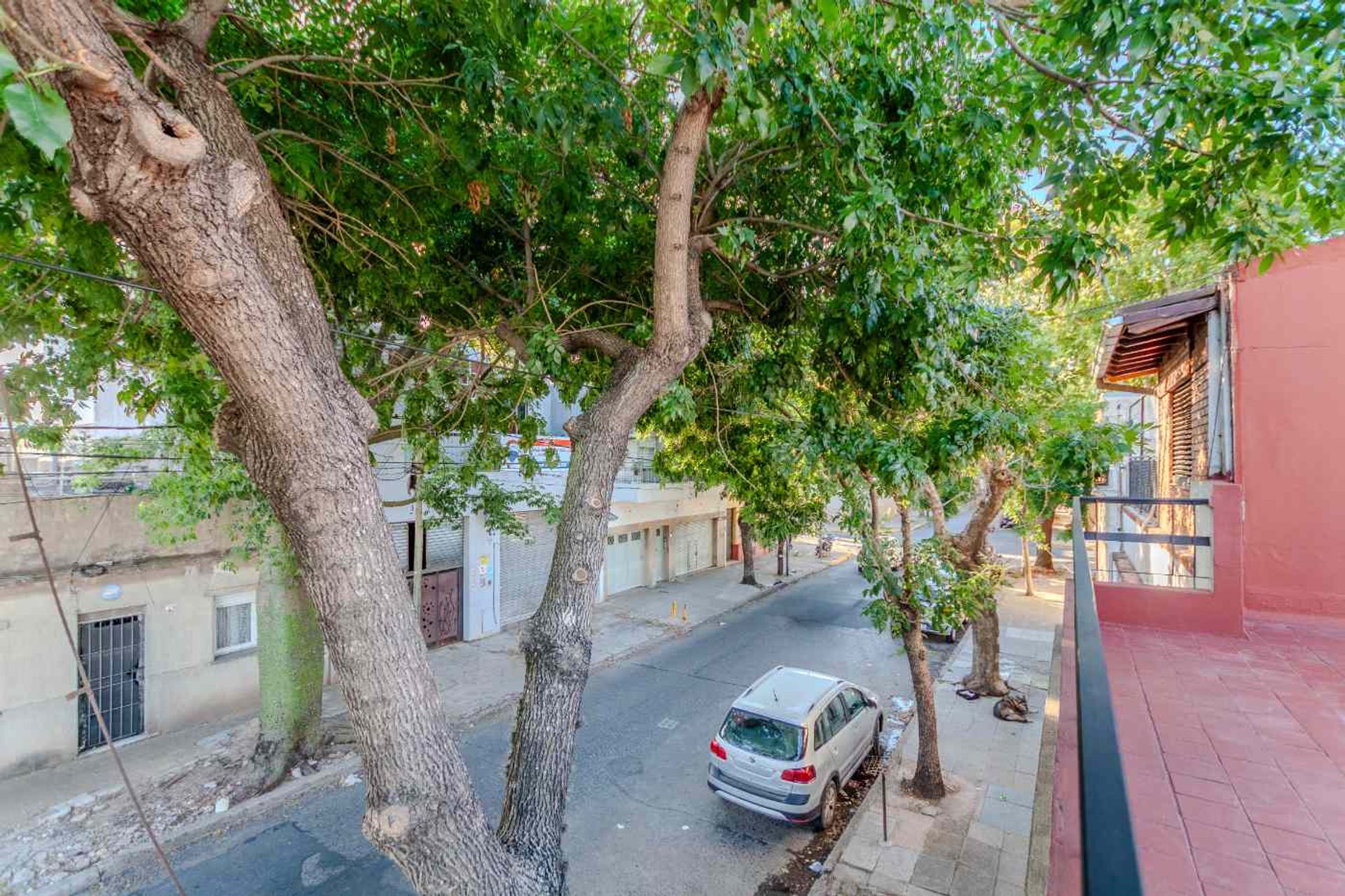 VENTA CASA LOCAL DEPTO APTA CRED. en V. MARTELLI.