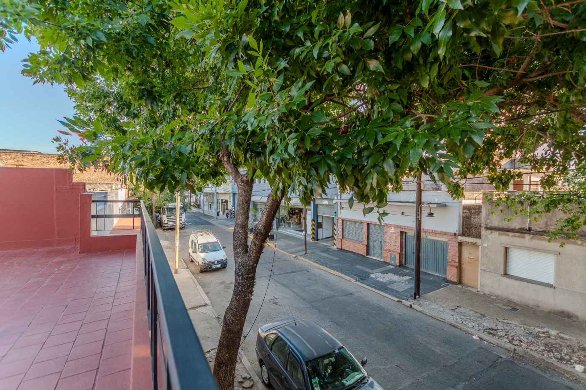 VENTA CASA LOCAL DEPTO APTA CRED. en V. MARTELLI.