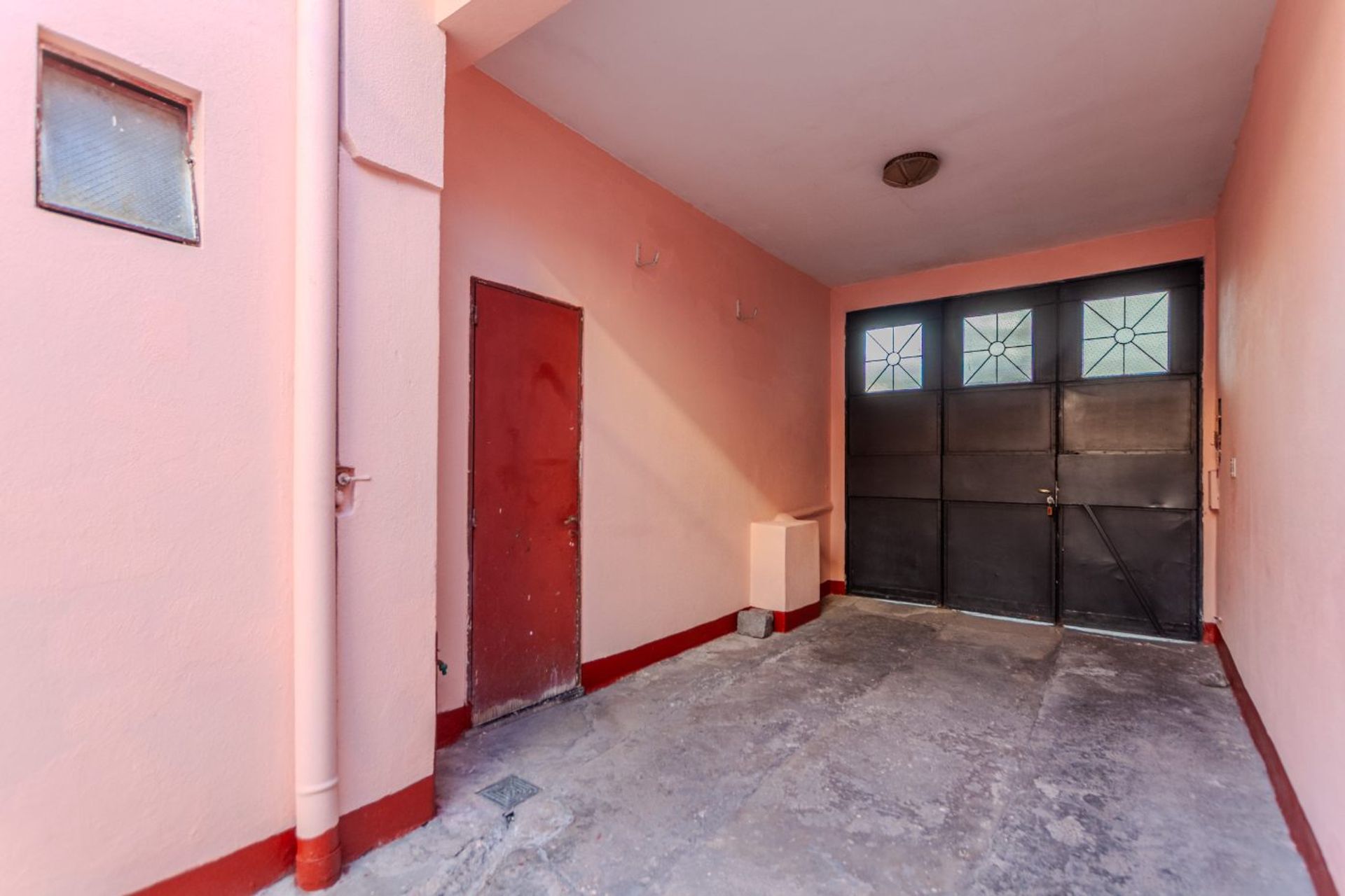 VENTA CASA LOCAL DEPTO APTA CRED. en V. MARTELLI.