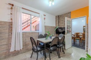 VENTA A/CREDITO CASA+LOCAL+DEPTO en V. MARTELLI.