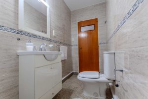 VENTA A/CREDITO CASA+LOCAL+DEPTO en V. MARTELLI.