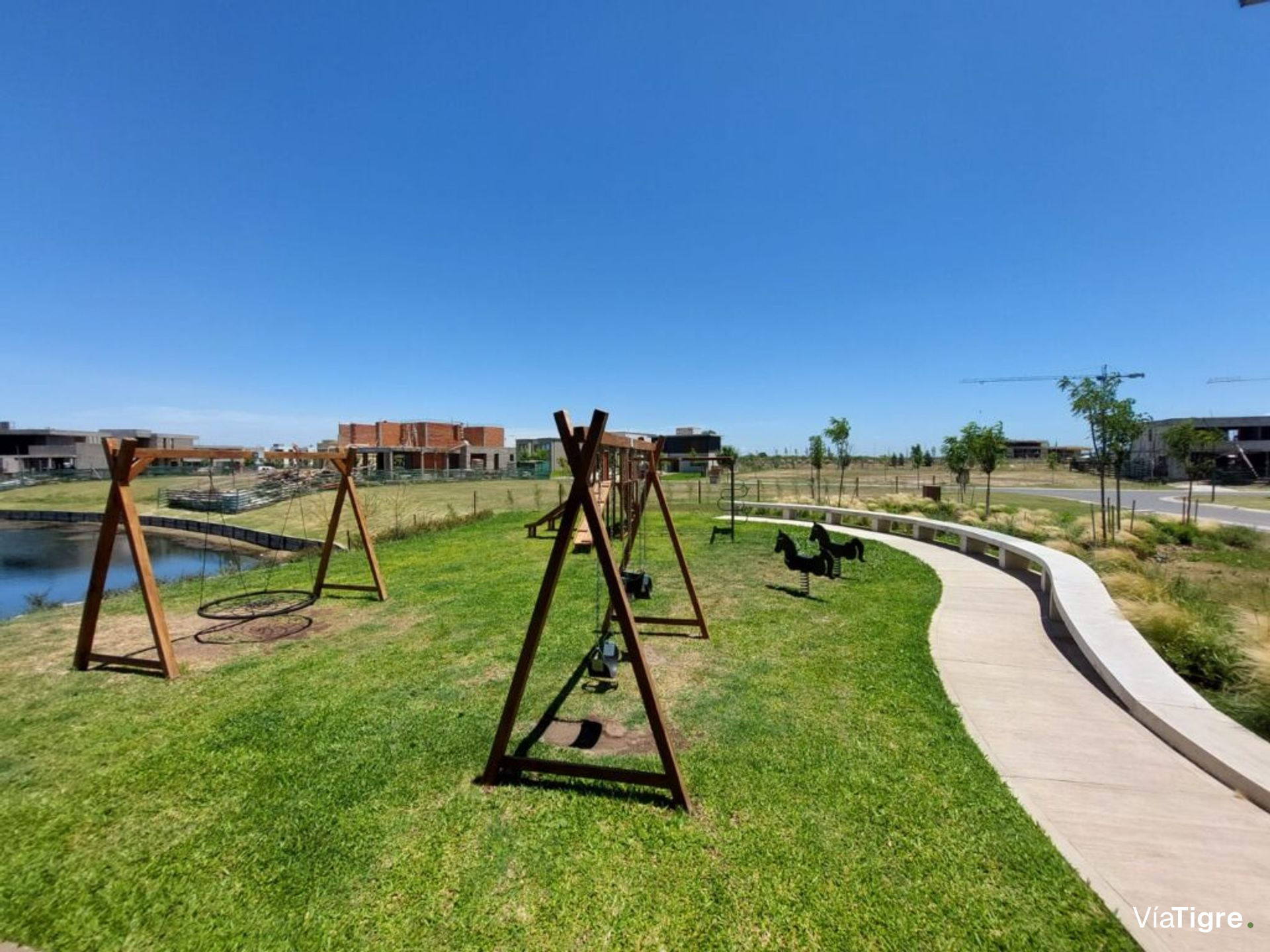 Venta Lote Sobre Lago Nordelta Carpinchos