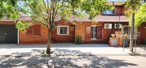 House 3‑bedroom Don Torcuato with pool