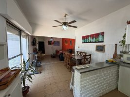 For Sale - 4‑bedroom house with pool in Boulogne