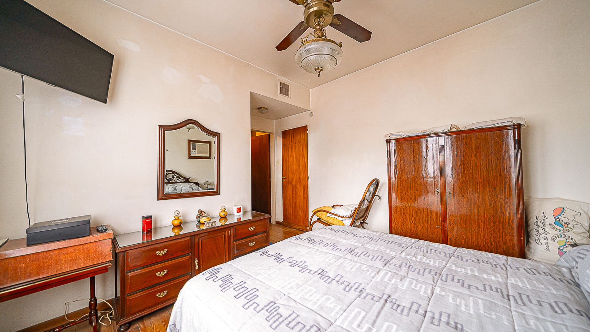 Venta Casa Olivos Centro 5 Ambientes