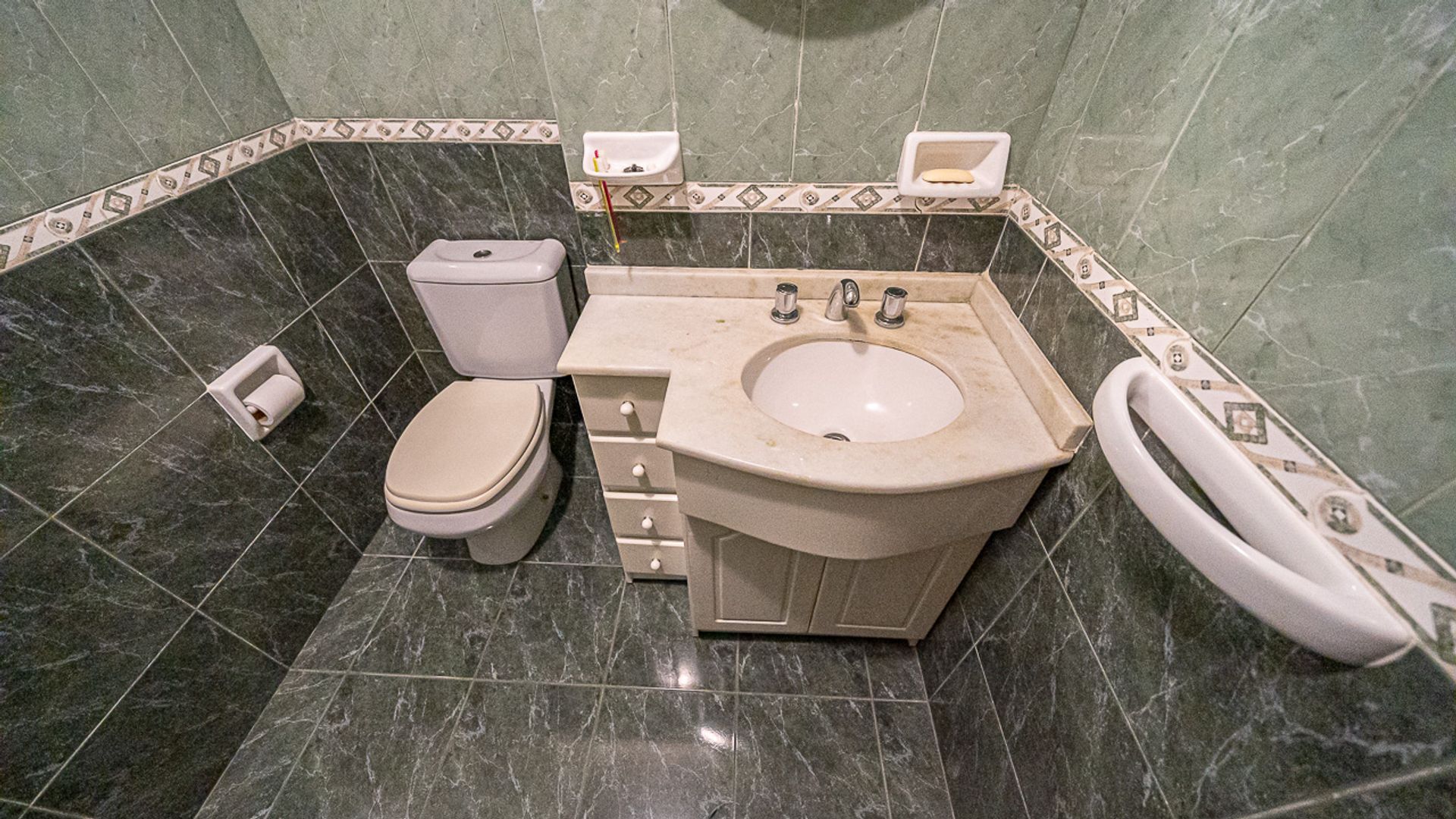 Venta Casa Olivos Centro 5 Ambientes