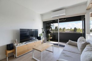 For Sale 1‑bedroom and 1/2 garage and amenities - Vte. Lopez