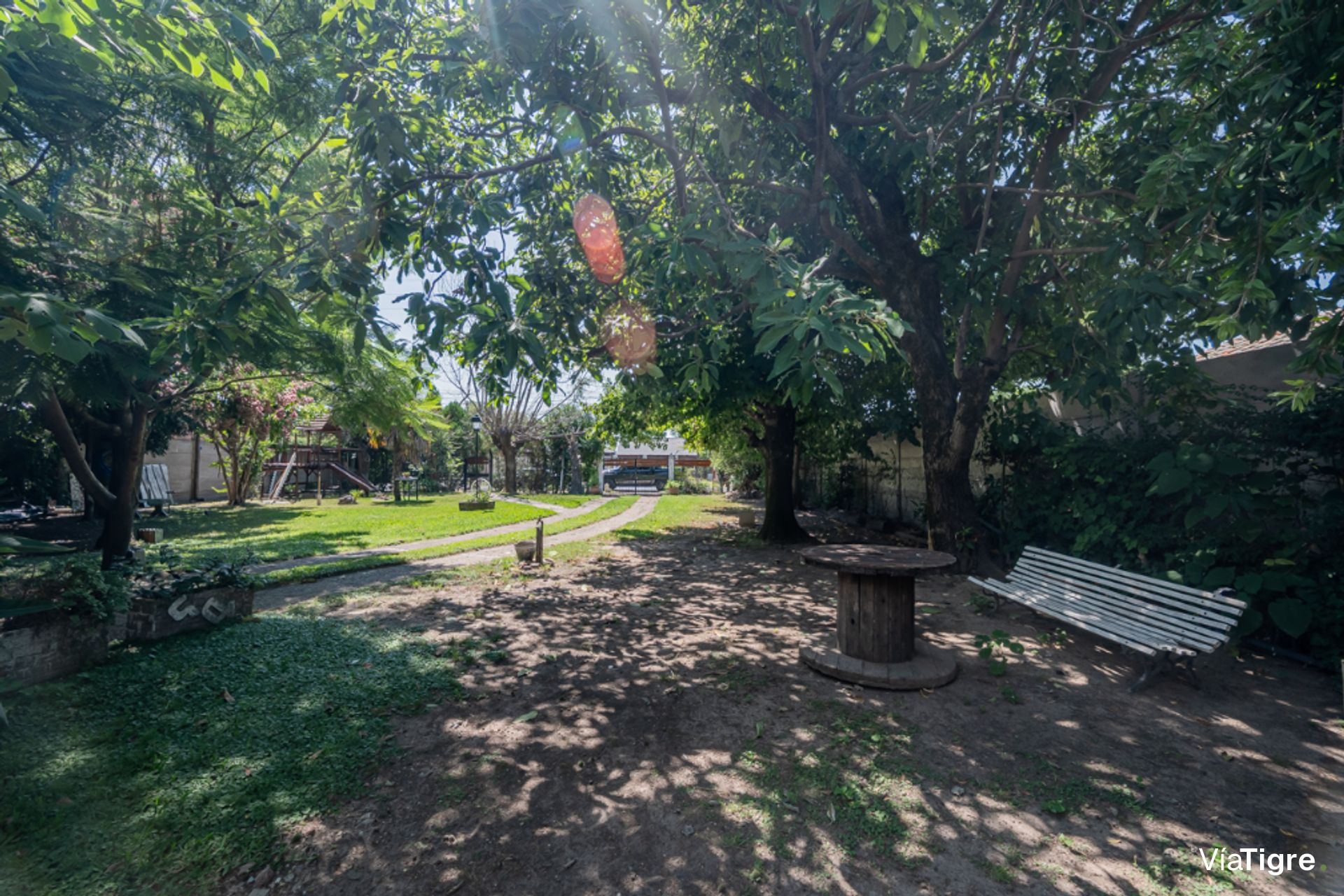 Alquiler casa quinta Benavidez de 1120 m2 c/pileta