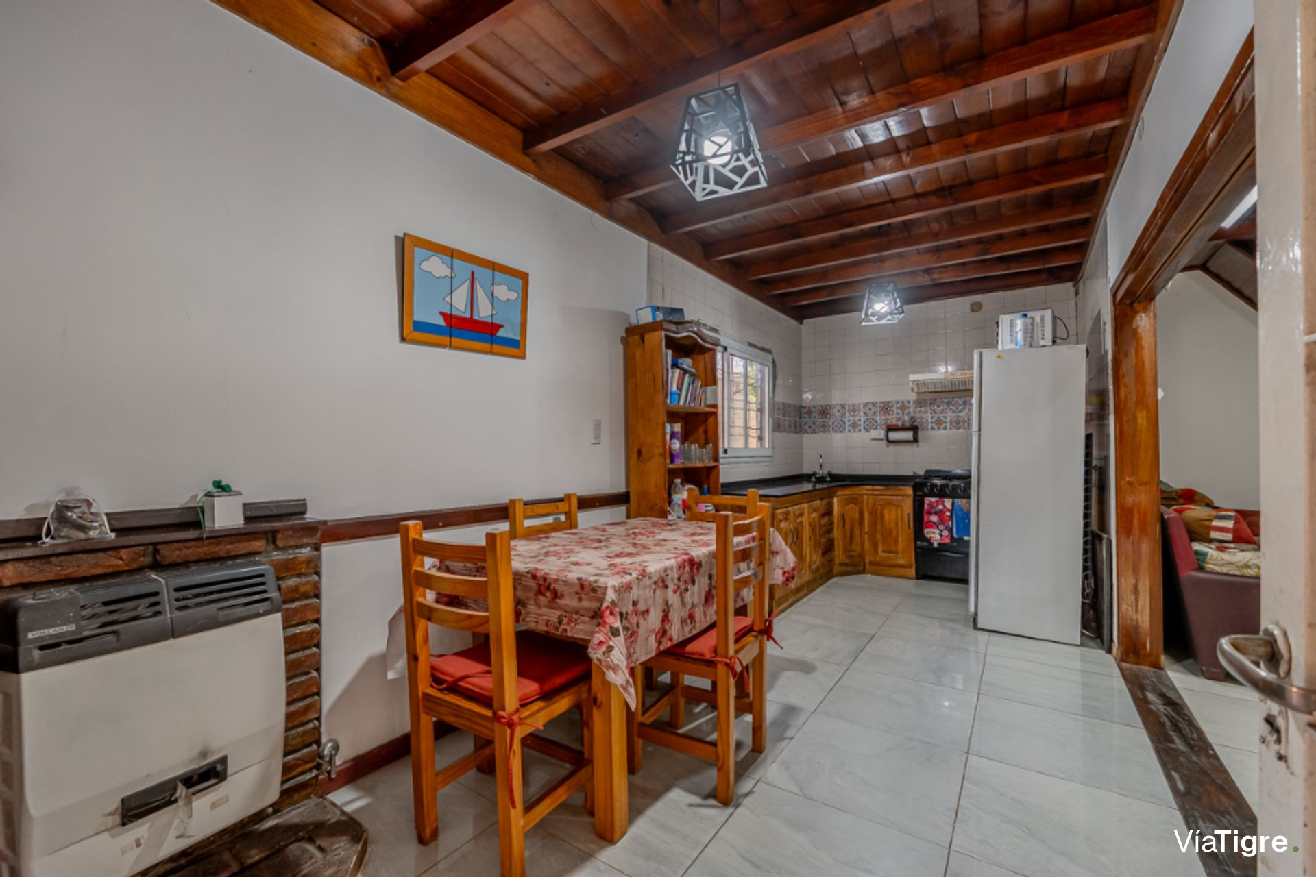 Alquiler casa quinta Benavidez de 1120 m2 c/pileta
