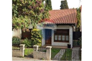 Casa 3 amb Carapachay en PB con jardín y cochera