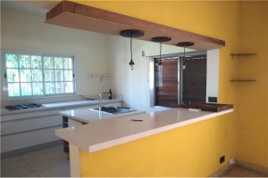 Casa 3 amb Carapachay en PB con jardín y cochera