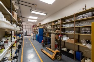 Galpon Laboratorio Con Oficinas En Villa Martelli