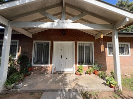 For Sale House 3‑bedroom La Bota Benavidez‑Pileta