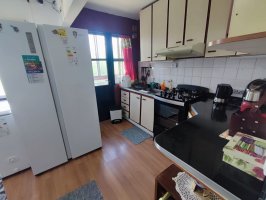 3‑bedroom Apartment with Balcony in Victoria
