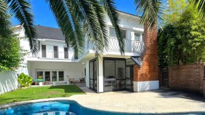 For Rent Martinez House 5‑bedroom Pool Parking