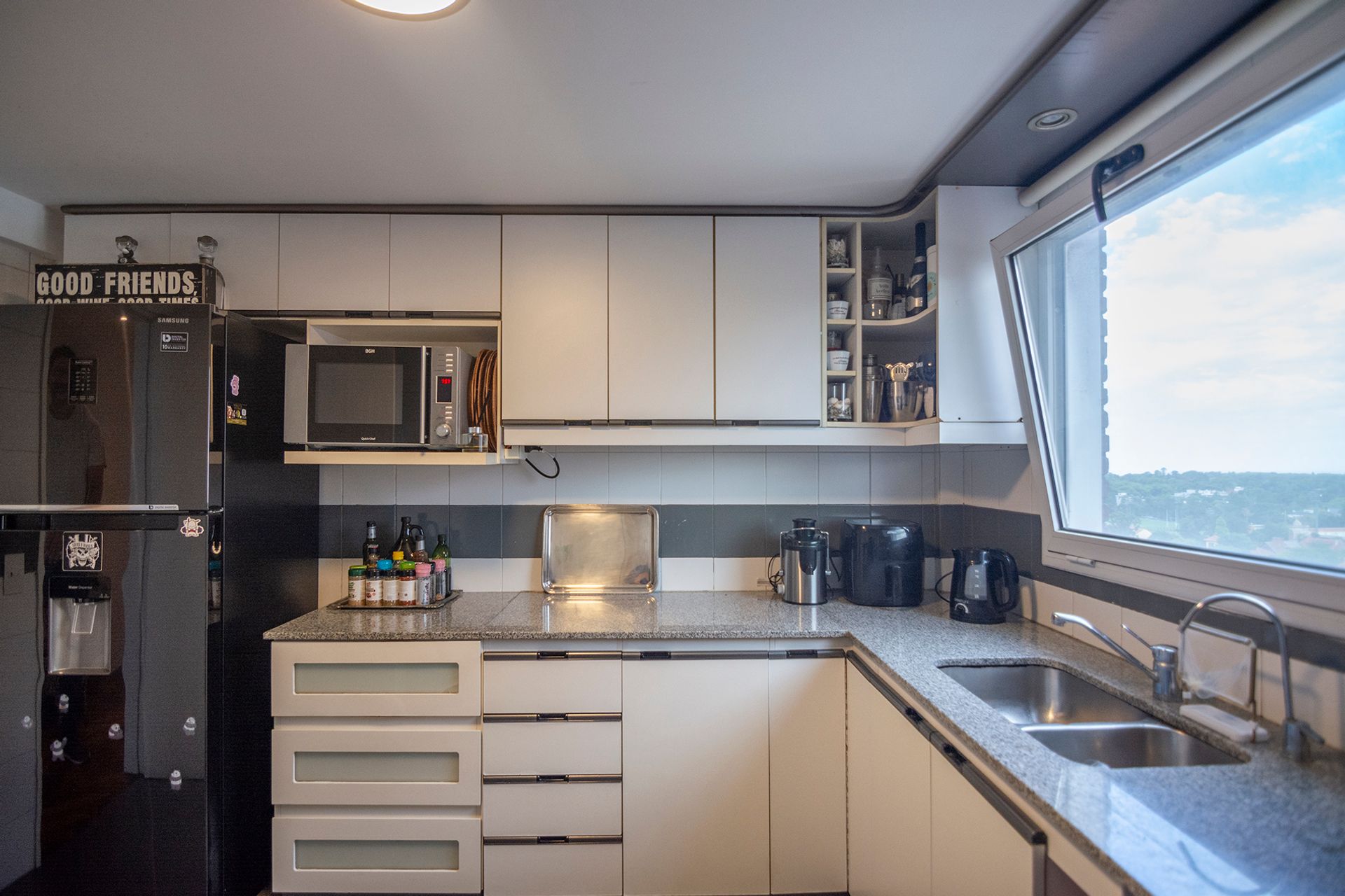 Venta Depto 4 Ambientes + 2 Cocheras, San Isidro