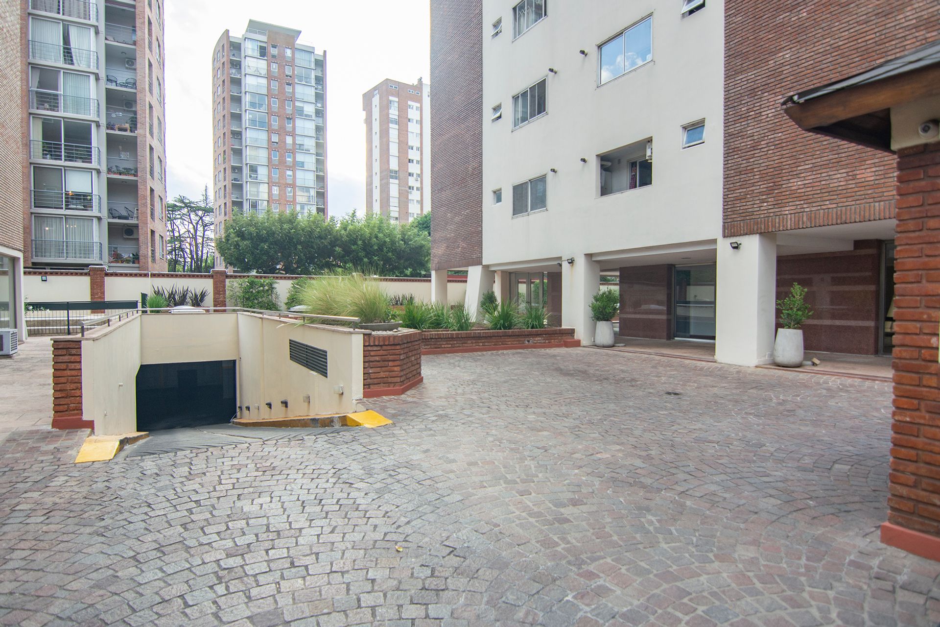 Venta Depto 4 Ambientes + 2 Cocheras, San Isidro